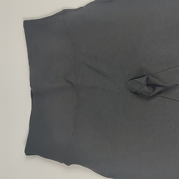 Spanx Ankle Length Ponte Legging - Picture 5 of 10